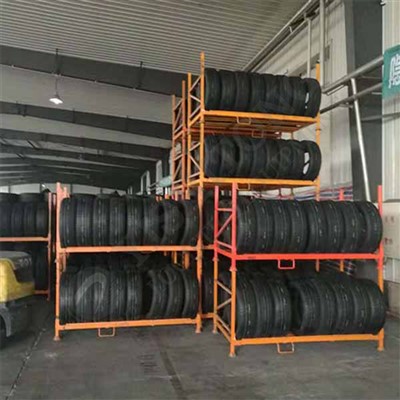 Teherautó gumiabroncs-tároló állvány